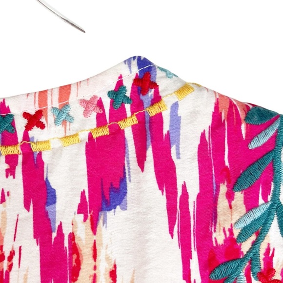 SAVANNA JANE Short Sleeve Embroidered Floral Bohemian Style Blouse Size Medium - Picture 6 of 8